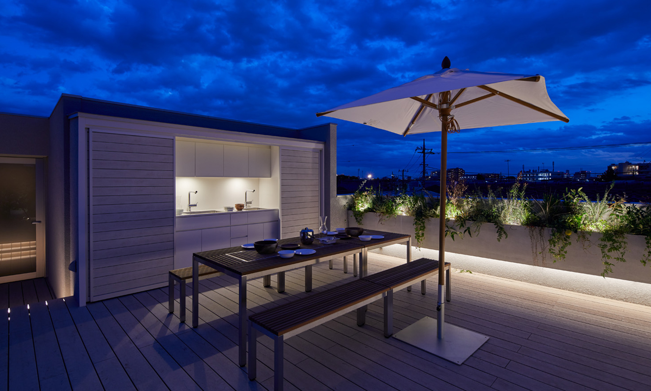 メリハリのある明かりで夜が待ち遠しくなる