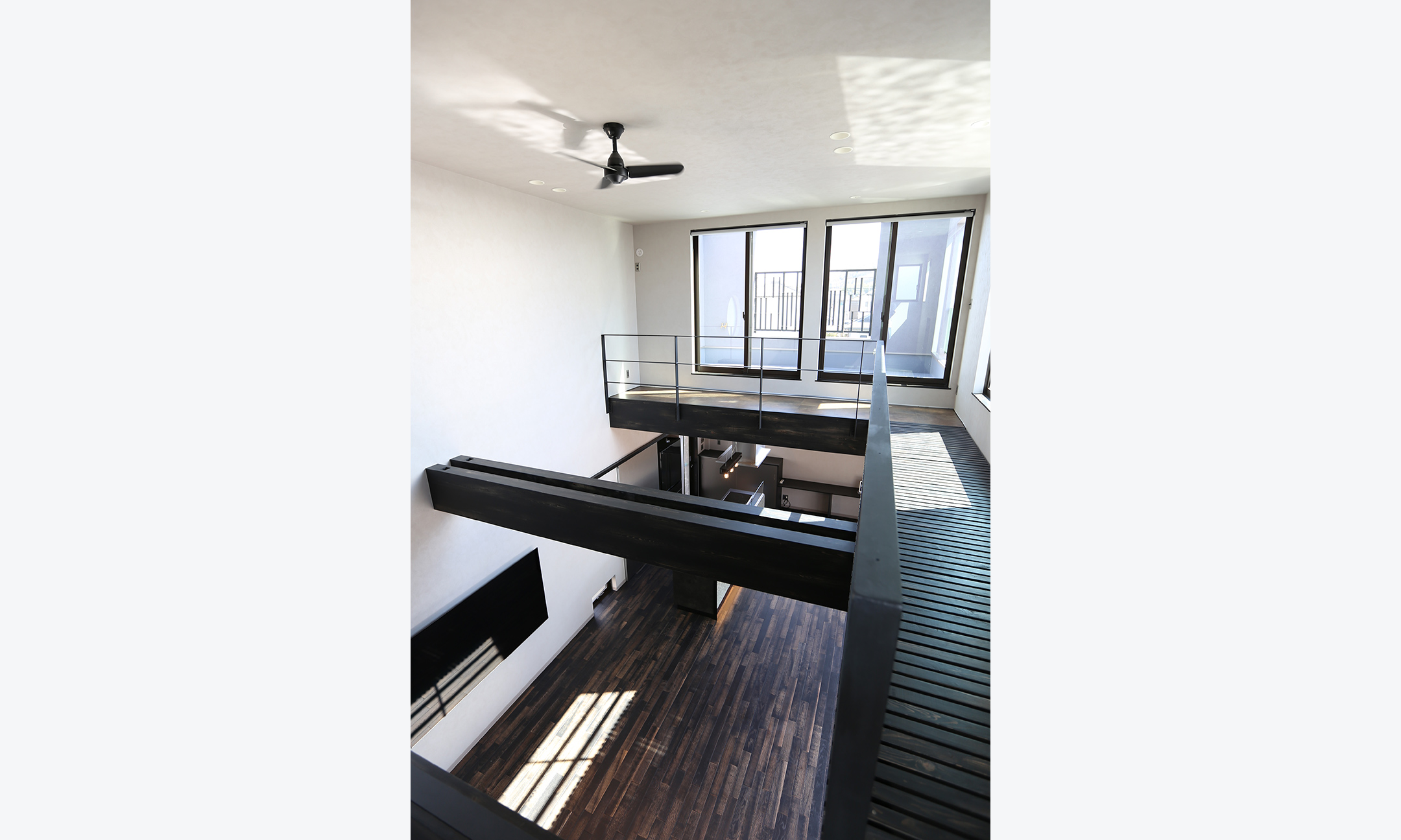 外構と室内の照度さを意識した照明計画