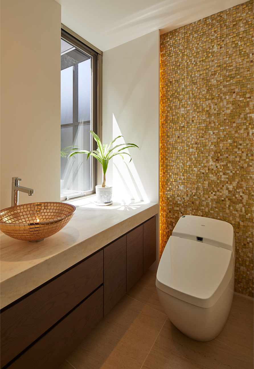 建築を見せる間接照明