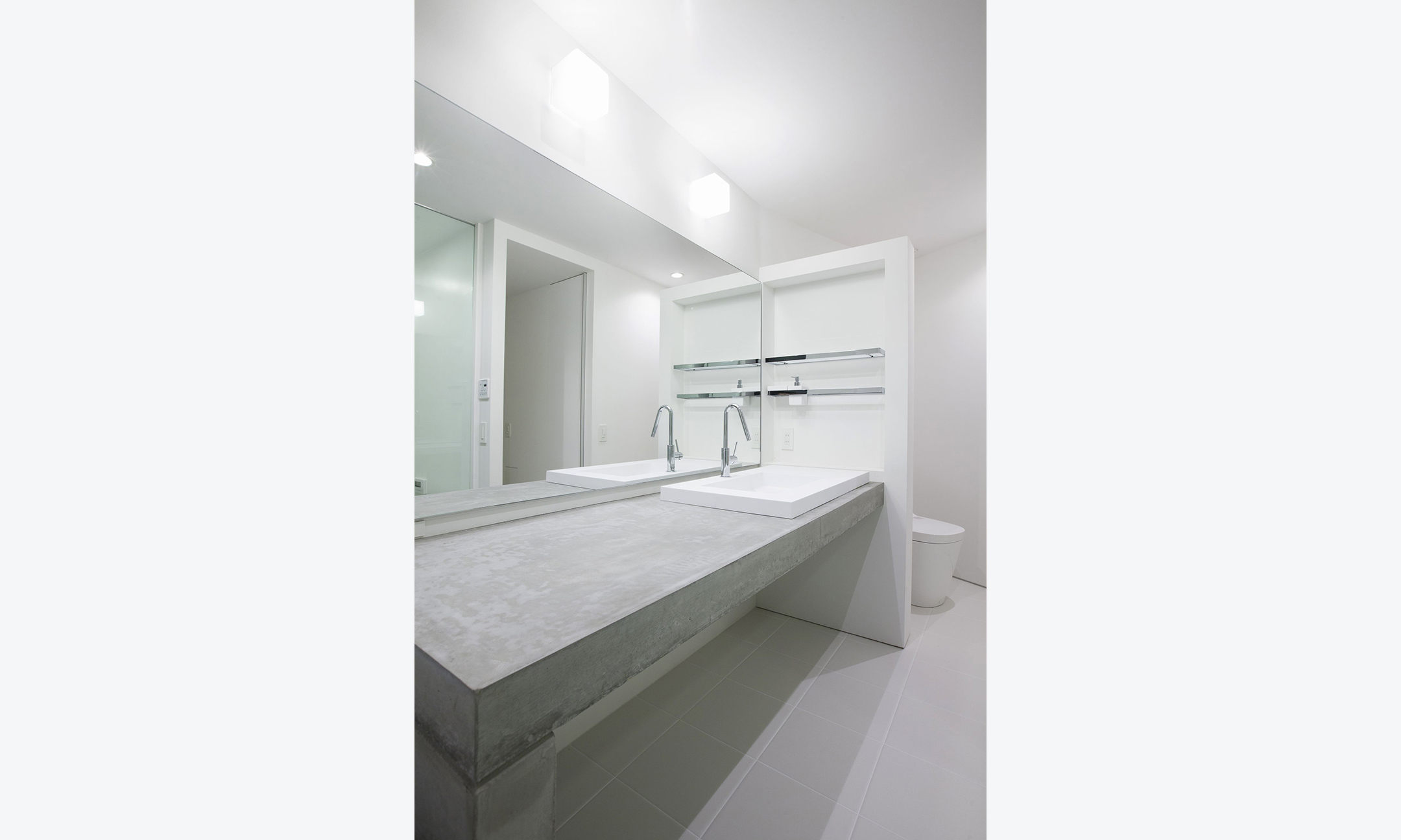 建築と調和する明かり