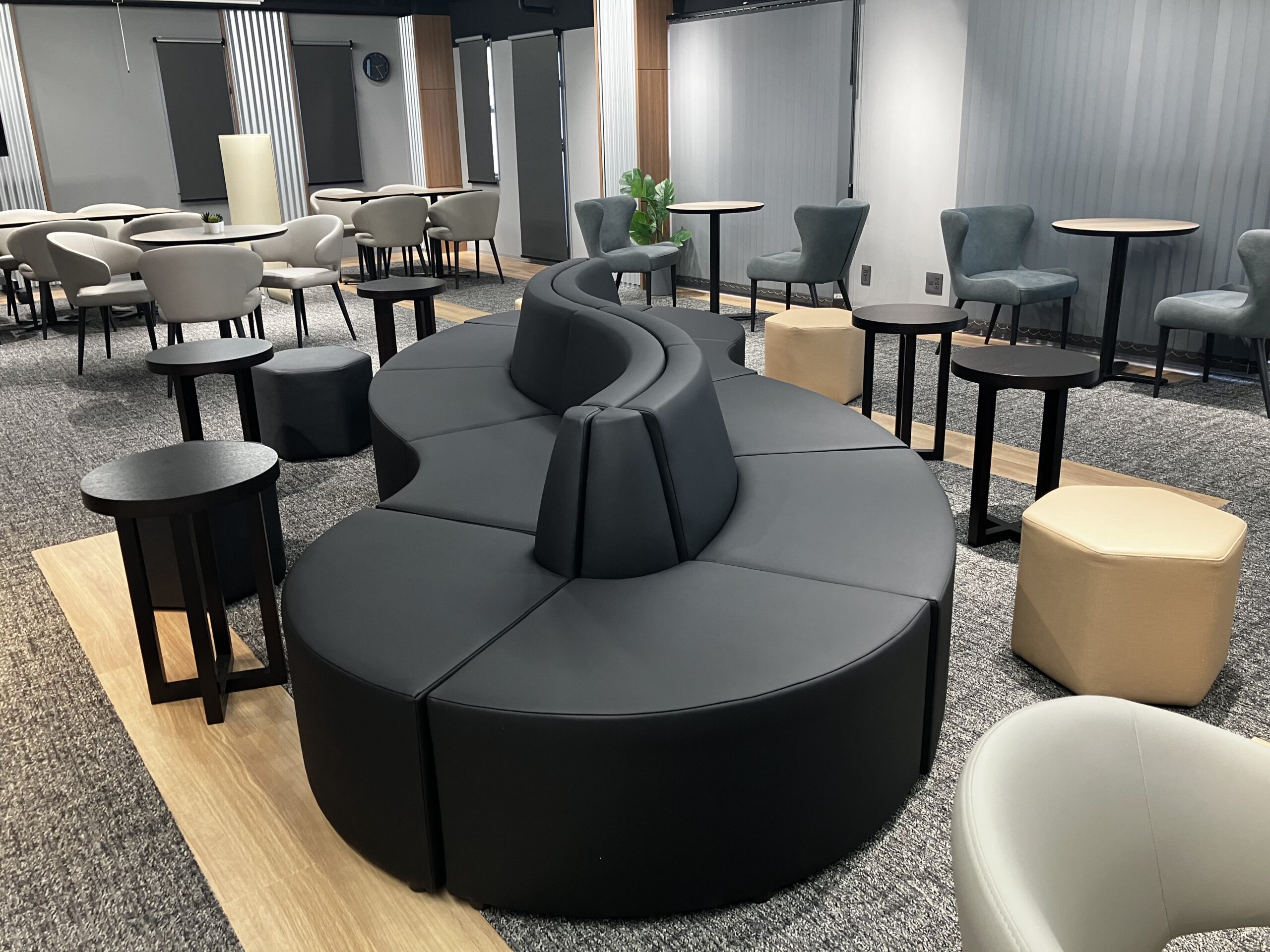 カフェ風オフィス