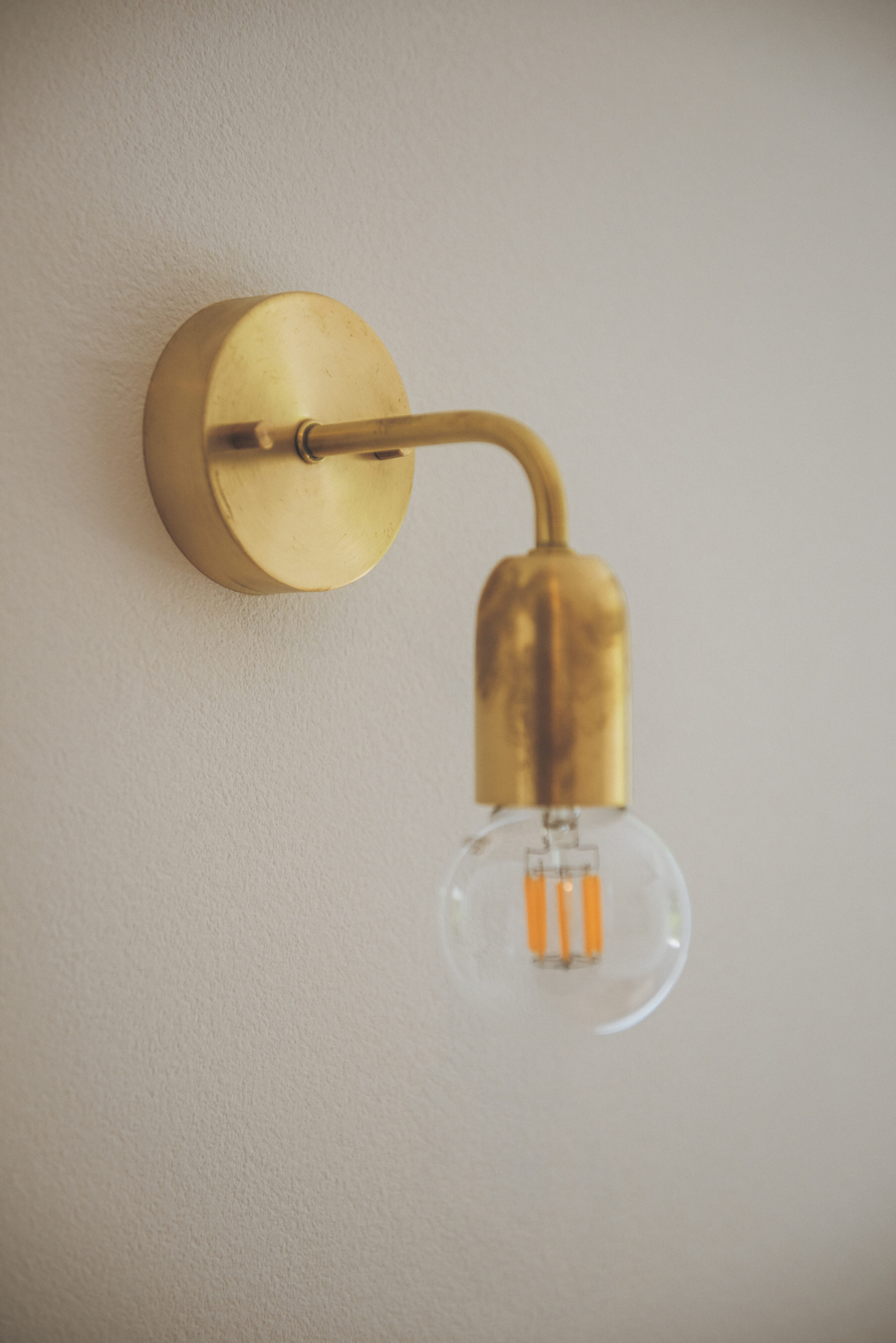 真鍮素材の照明器具